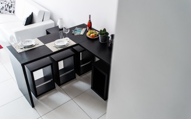 No5 Penthouse 2 Bedroom Apartment