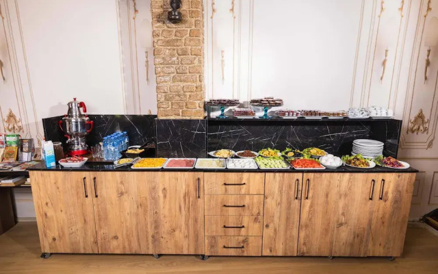 Kupa Pension Old City