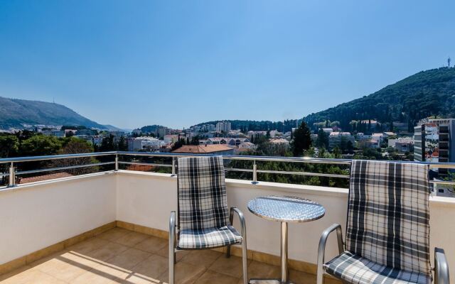 Apartments Villa Perla