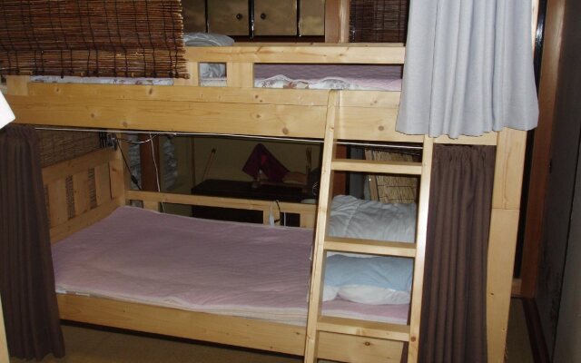 Takama Guest House