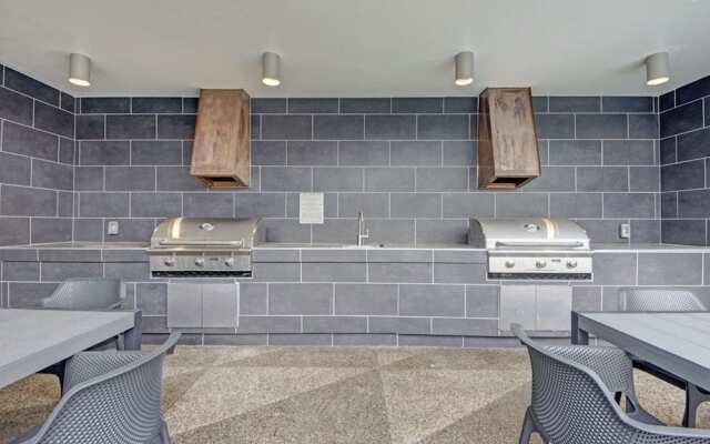 Downtown Suites by Barsala