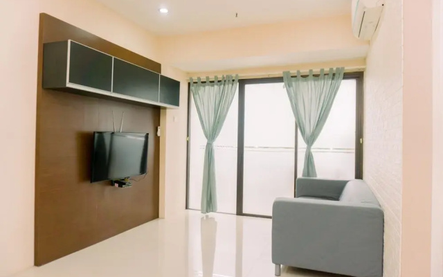 Minimalist And Homey 1Br At Puri Garden Apartment