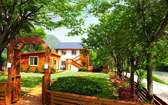 Yangpyeong Lago Pension