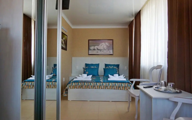 Tango in Glade Comfort Hotel