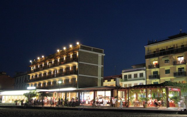 Stellamare Beach Hotel