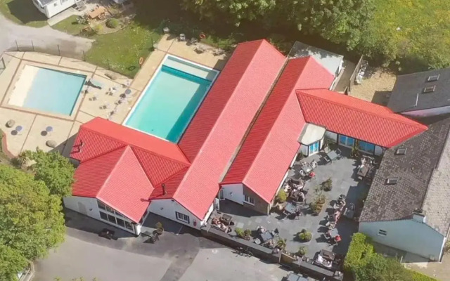 Noble Court Holiday Park