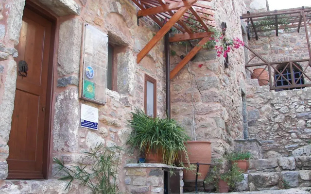 Spilia