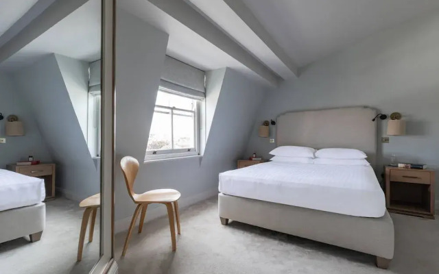 Cornwall Gardens Xxiii by Onefinestay