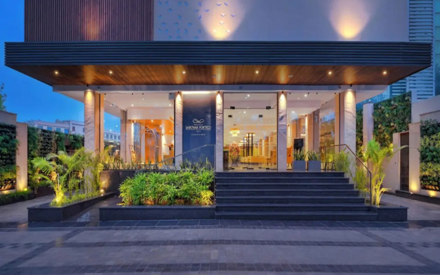 Royale Sarovar Portico Agra