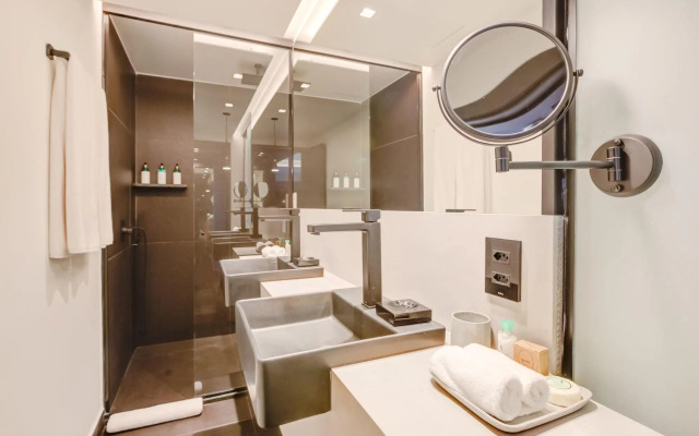 Qoya Hotel Sao Paulo Curio Collection By Hilton
