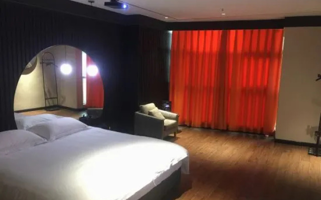 PK e-sports Hotel (Shanghai Songjiang University Town)