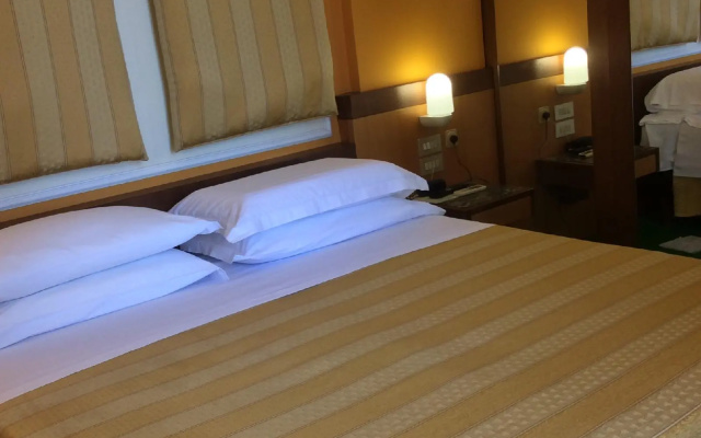 Hotel Vienna Touring