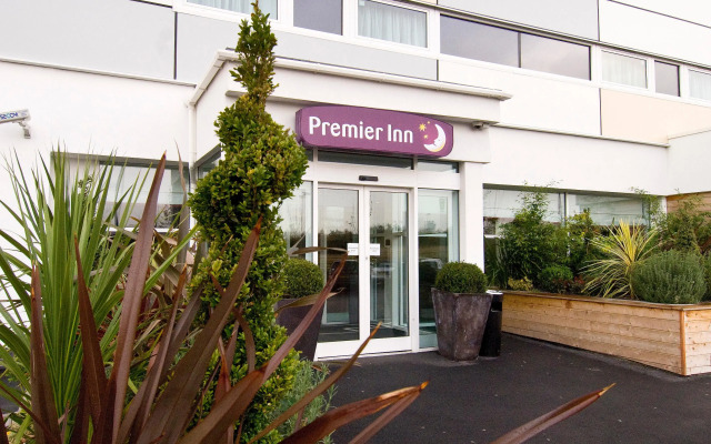 Premier Inn Manchester Airport – Freight Terminal