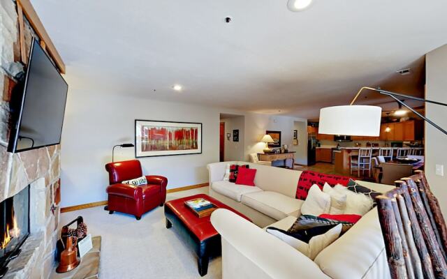 1585 Empire Avenue Condo Unit 303