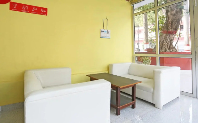 The Palms Resort By OYO Rooms in Prayagraj reviews, room photos 