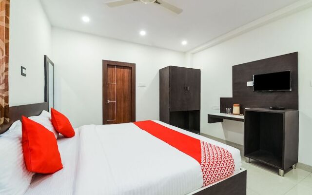 OYO 16048 Sri Raghavendra Inn
