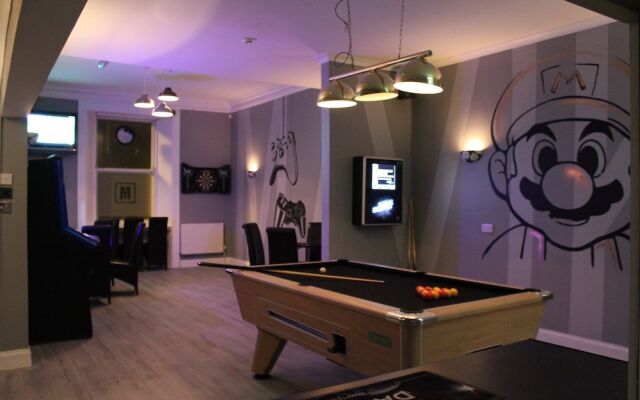Marviks Sports Bar and Grill