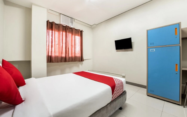 OYO 229 G Place
