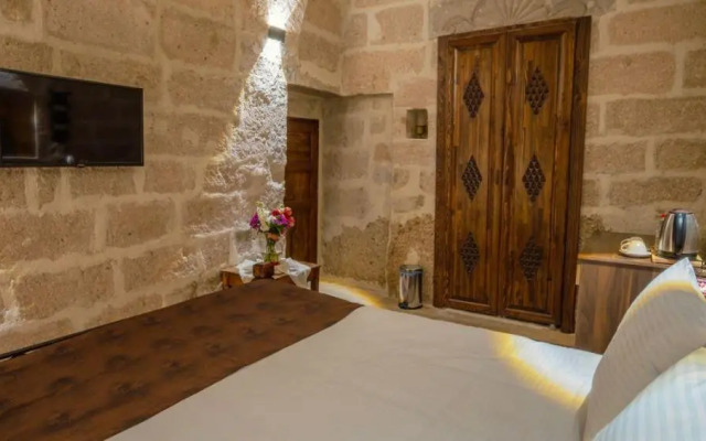 Theodora Village  House