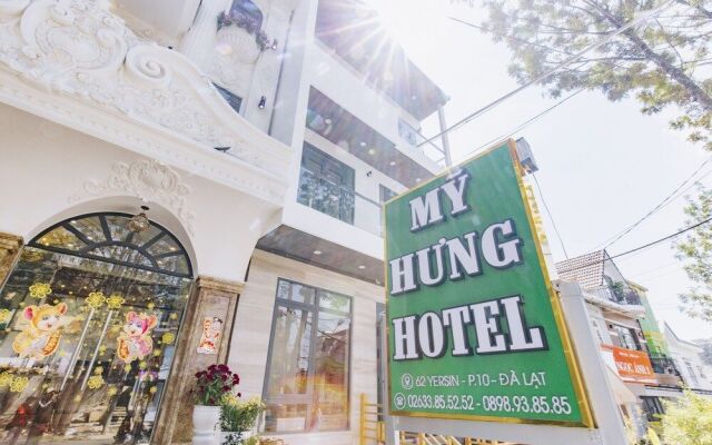 hotelImage