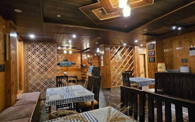 The Black Morel Hotel & Restaurant