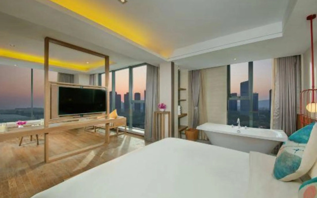 Manju Hotel (Zhuji Wanfeng Xintiandi Yongli Plaza)