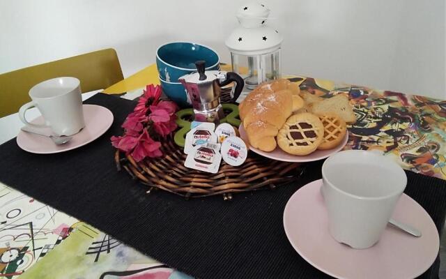 Casa Romans, Via della Palma, 63