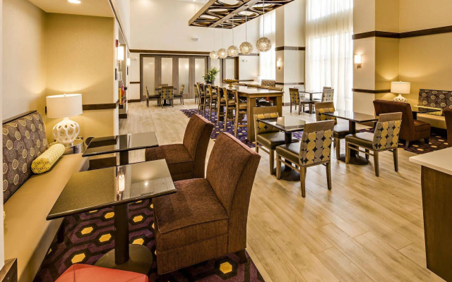 Hampton Inn & Suites Ashland