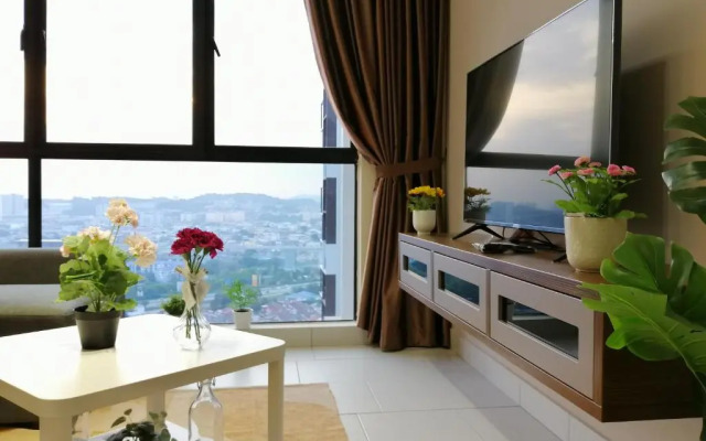 Lovely Mines Astetica Lake View Seri Kembangan 2BR