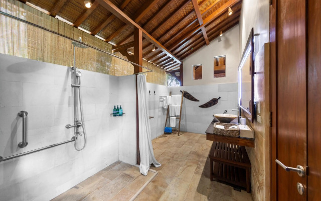Karuna El Nido Villas