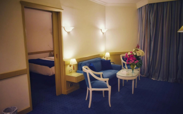 Romance Alexandria Hotel