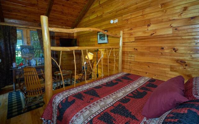 Creekwalk Inn Bed and Breakfast with Cabins