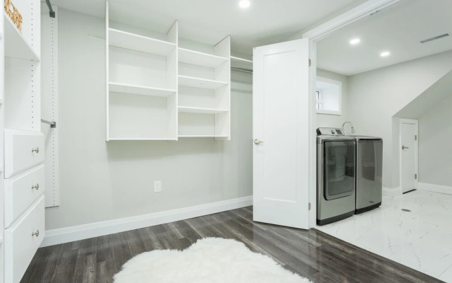 Stunning and Exclusive Home in Burlington