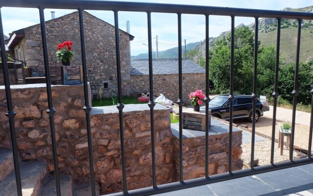 Casas Rurales Entre Babia y La Luna