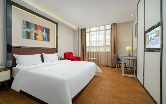 City Hotel