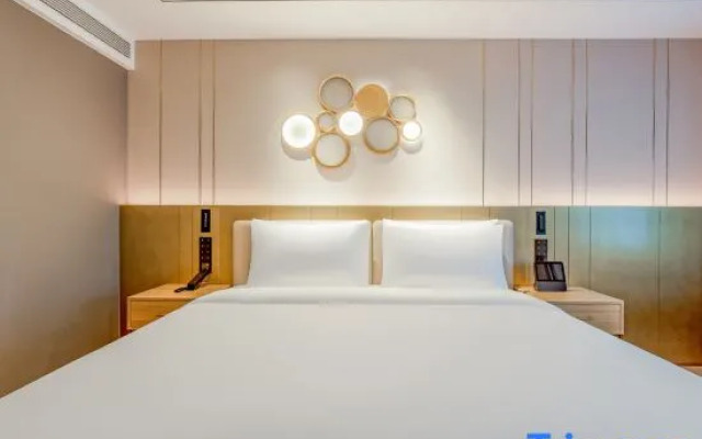 Orange Hotel (Guiyang Qingzhen Junyue International Branch)