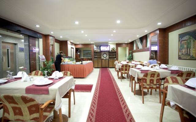 Hotel Sefa 1