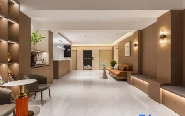 Home Inn Ruibai·Cloud Hotel (Huludao Central Hospital Branch)