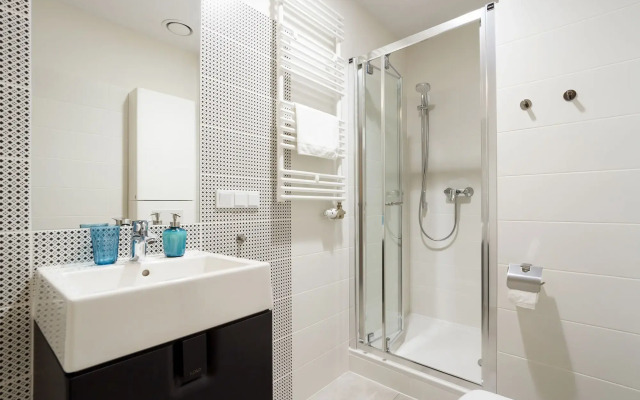 Riverside Aparthotel