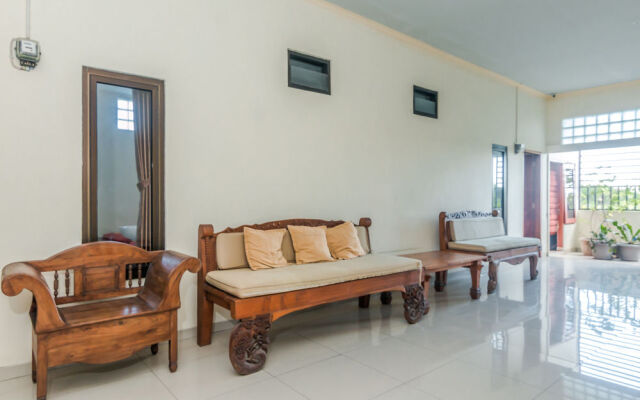 Zen Rooms Denpasar ByPass Suwung Bali