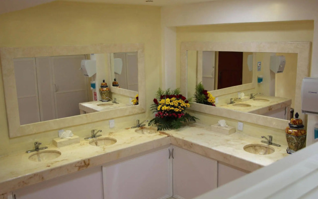 Hostal Catedral - Adults Only