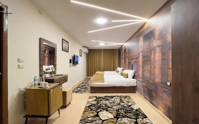 Celia Pyramids View inn