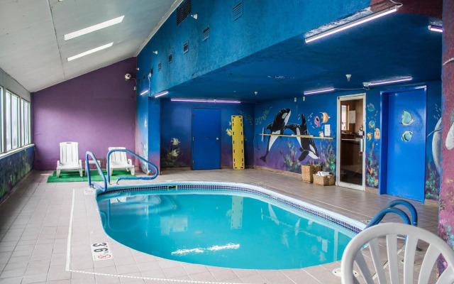 Econo Lodge Kent - Akron West