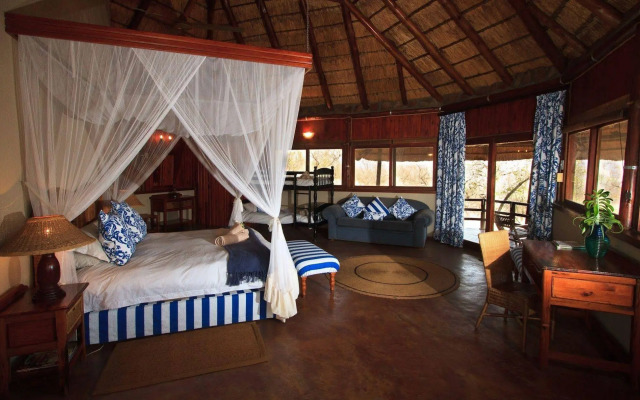 Shayamoya Tiger Fishing and Game Lodge