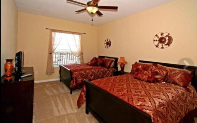 Executive 3 Bedroom Villa at Universal