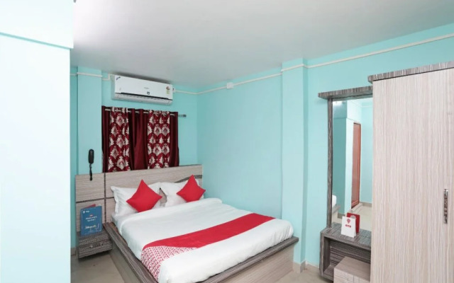 OYO Flagship 23523 Imperial Guest House