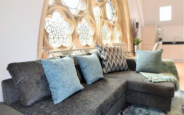 Primrose Apartment - yourapartment