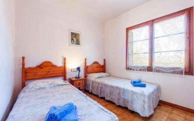 Holiday Home Cabanyes A412