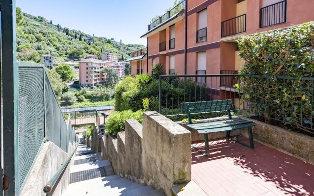 JOIVY Lele Apartment With Swimming Pool