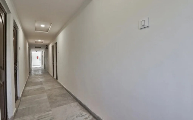 Silver Guest House By OYO Rooms